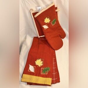 Autumn Leaf Embroidered Towel Set and Oven Mitt/Pot Holder, Cotton Wood Linens